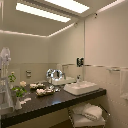 Schweizer Hof Thermal Und Vital (adults Only) فندق 4*