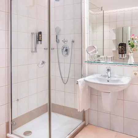 Schweizer Hof Thermal Und Vital (adults Only) 4*