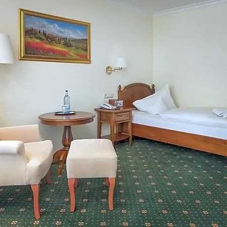 Schweizer Hof Thermal Und Vital (adults Only)