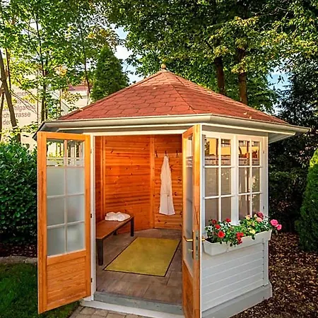 מלון Schweizer Hof Thermal Und Vital (adults Only)