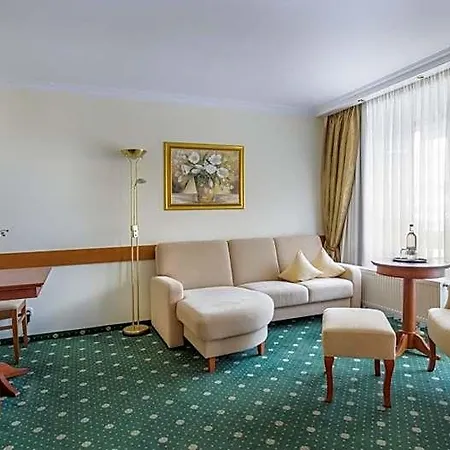Schweizer Hof Thermal Und Vital (adults Only)