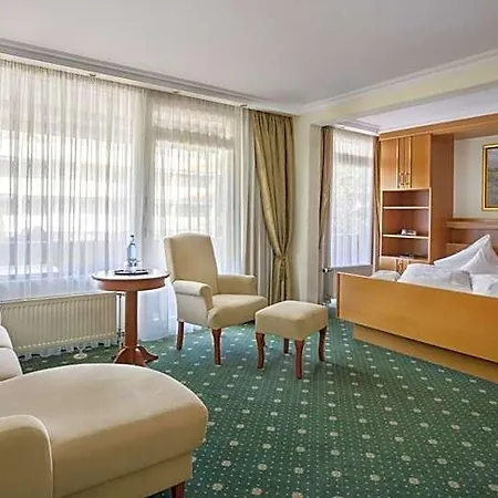 מלון Schweizer Hof Thermal Und Vital (adults Only) 4*