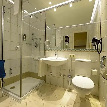 Schweizer Hof Thermal Und Vital (adults Only) באד פיסינג
