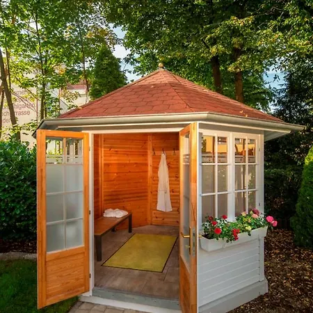Schweizer Hof Thermal Und Vital (adults Only) מלון