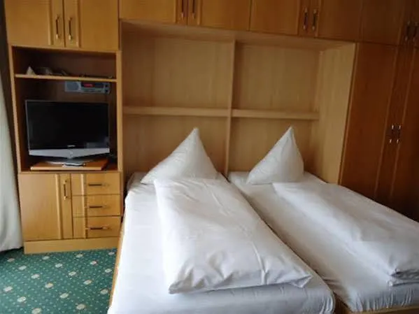 Hotel Schweizer Hof Thermal Und Vital